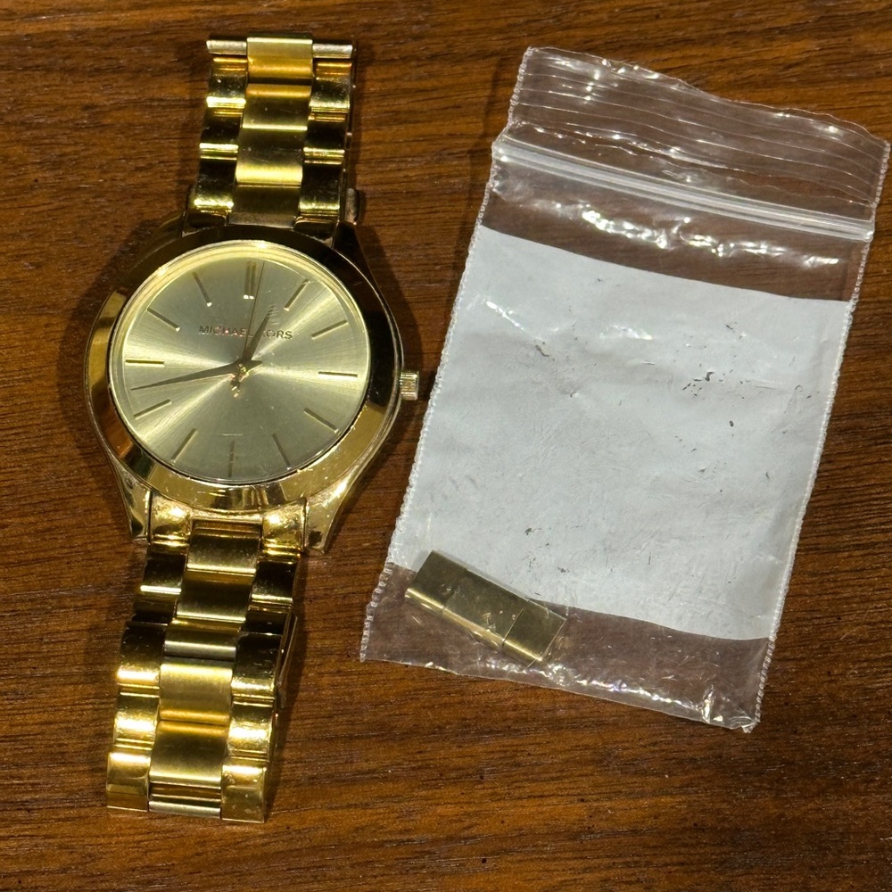 Michael Kors Slim runway gold women’s watch